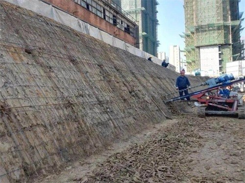 南丹建筑边坡支护